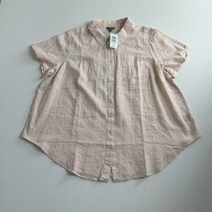 Torrid Textured‎ Woven Button Up Short Sleeve Blouse Size 2 (2X) 18-20 Pale Pink